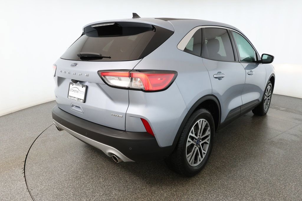 Used 2022 Ford Escape SEL w/ Technology Package image 4