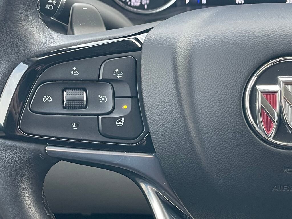 Used 2023 Buick Enclave Premium AWD/4WD image 18