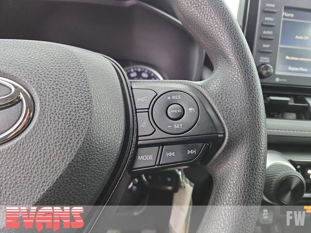 Used 2021 Toyota RAV4 LE image 13