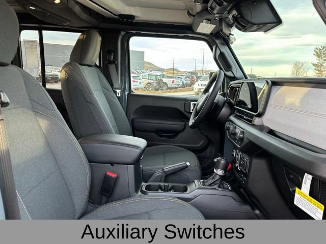 New 2025 Jeep Gladiator Sport AWD/4WD image 25