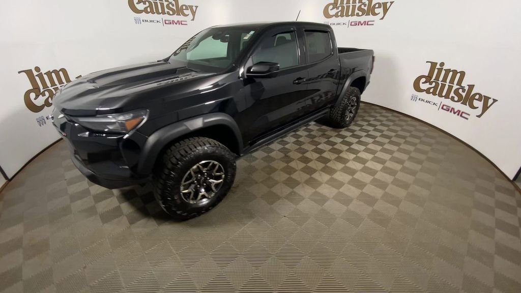 Certified 2024 Chevrolet Colorado ZR2 w/ Technology Package AWD/4WD image 4