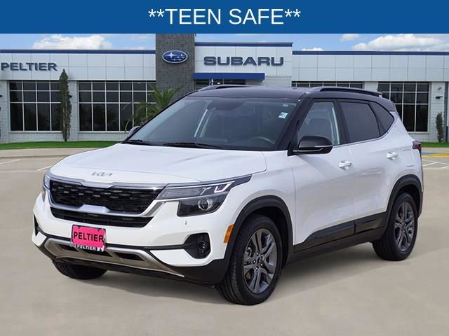 Used 2023 Kia Seltos S w/ Navigation Package image 3