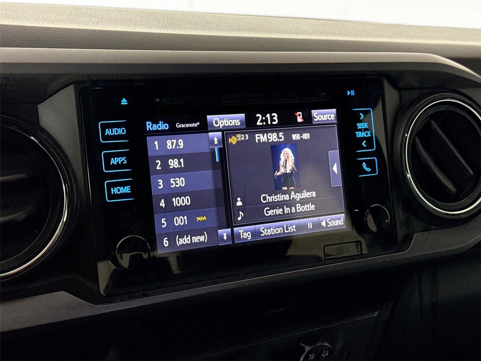 Used 2019 Toyota Tacoma TRD Off-Road image 23