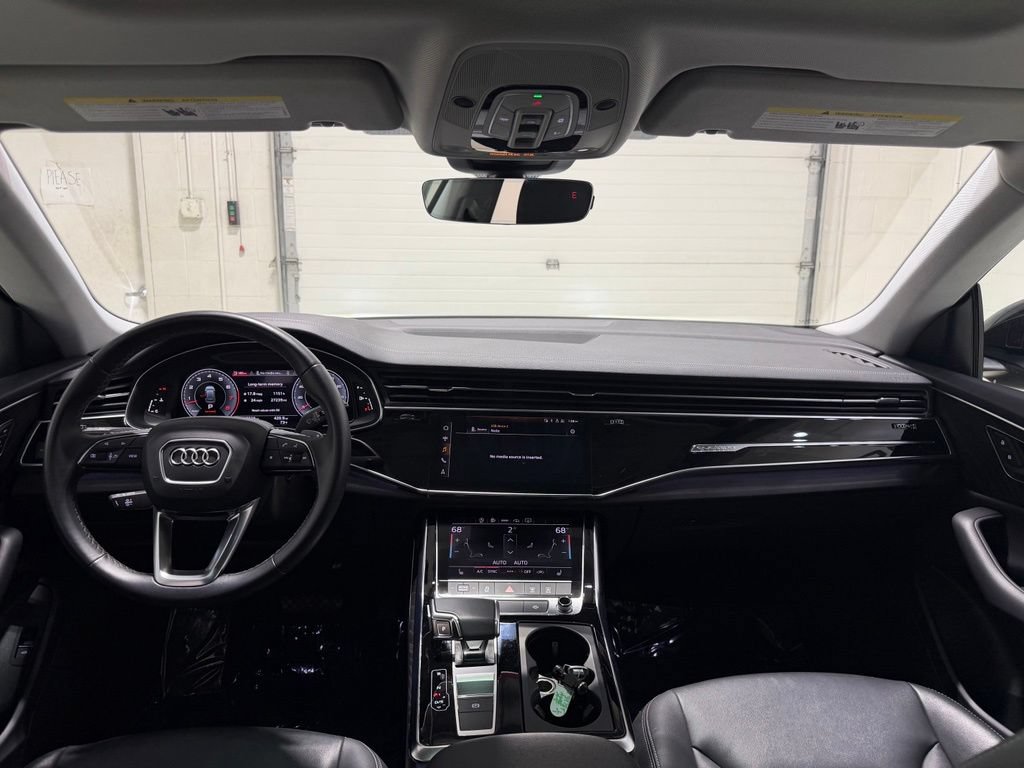 Used 2023 Audi Q8 Premium AWD/4WD image 34
