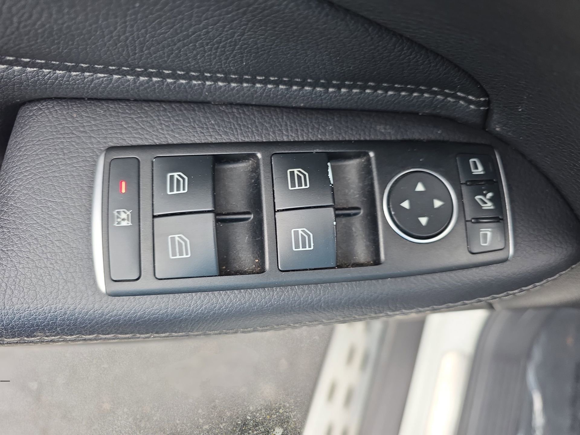 Used 2017 Mercedes-Benz GLE 350 image 27