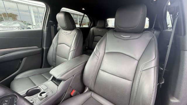 Certified 2025 Cadillac XT4 Premium Luxury AWD/4WD image 45