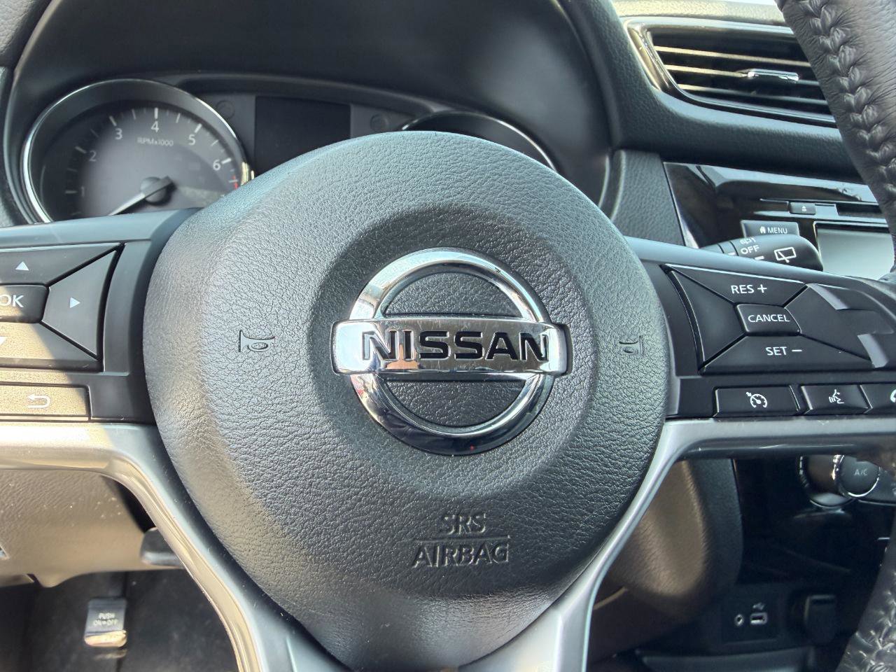Used 2018 Nissan Rogue S w/ S Value Package image 35