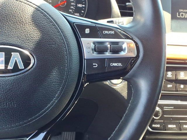 Used 2018 Kia Cadenza Premium w/ Paint Protection Package FWD image 16