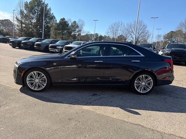 Used 2025 Cadillac CT4 Premium Luxury image 5