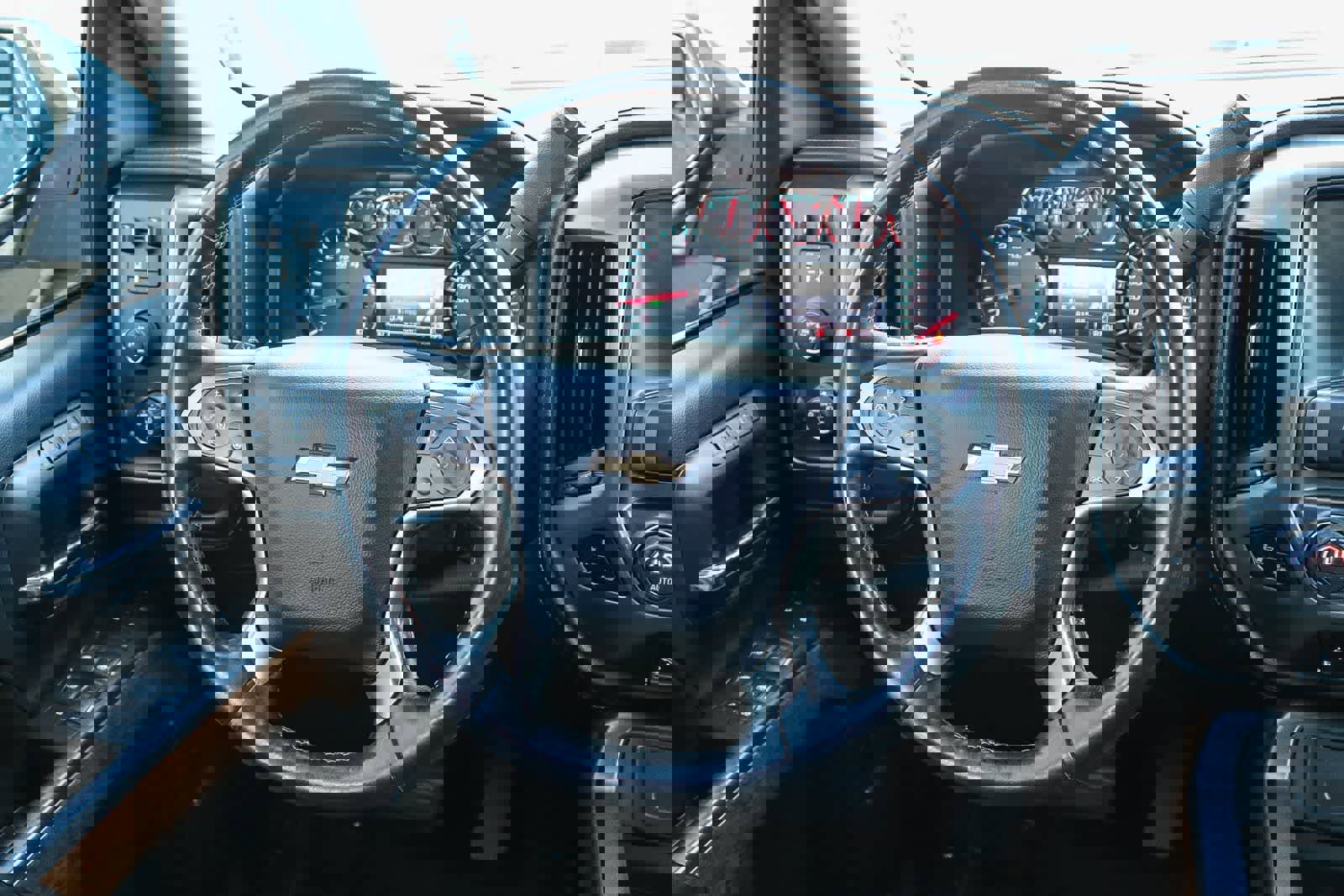 Used 2017 Chevrolet Silverado 1500 High Country image 17