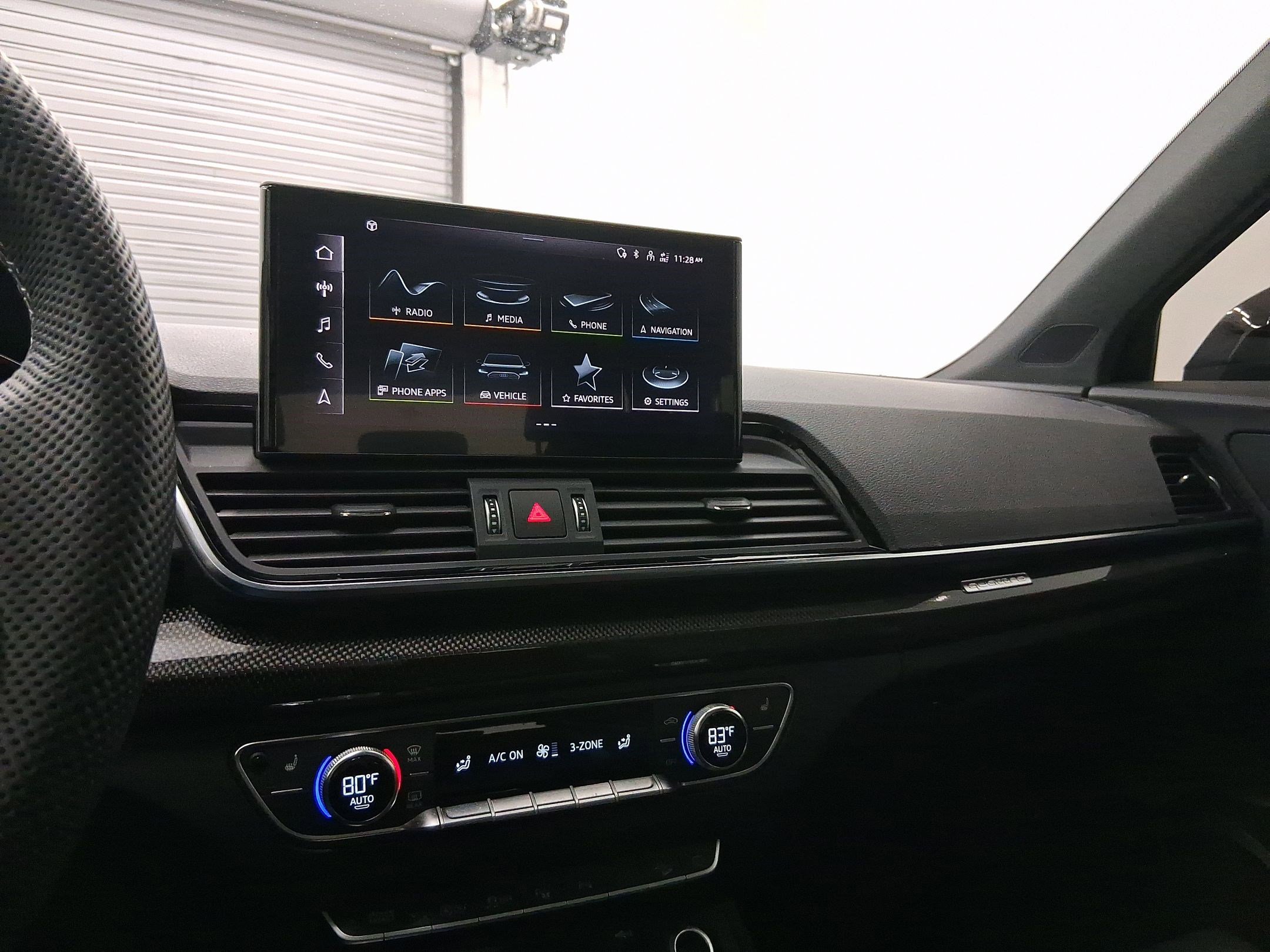 Used 2021 Audi SQ5 Prestige w/ Prestige Package image 23