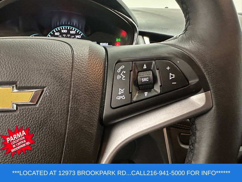 Certified 2022 Chevrolet Trax LT w/ LT Convenience Package AWD/4WD image 13