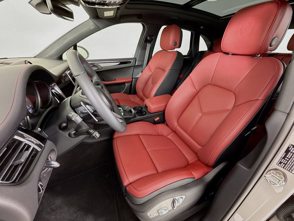 New 2026 Porsche Macan S AWD/4WD image 5