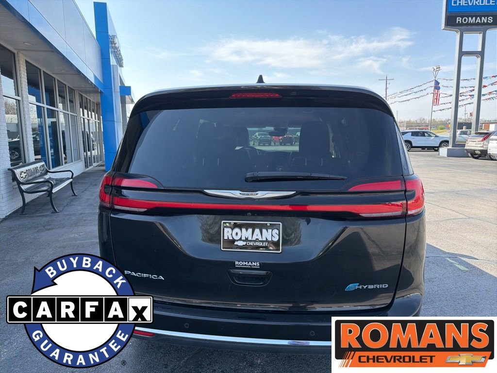 Used 2024 Chrysler Pacifica Select FWD image 4