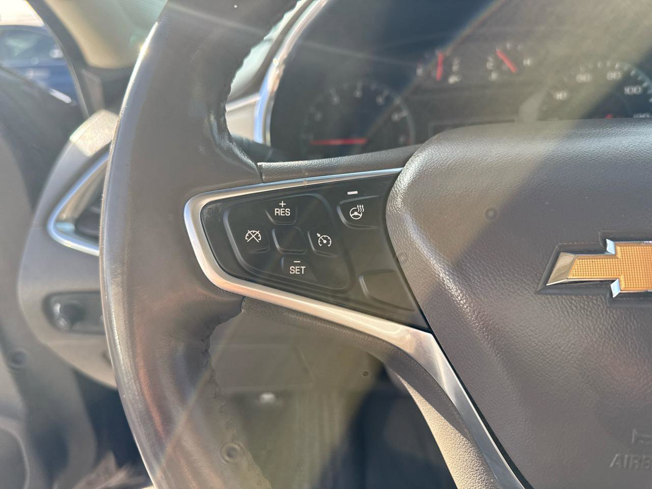 Used 2020 Chevrolet Malibu LT w/ Leather Package FWD image 17
