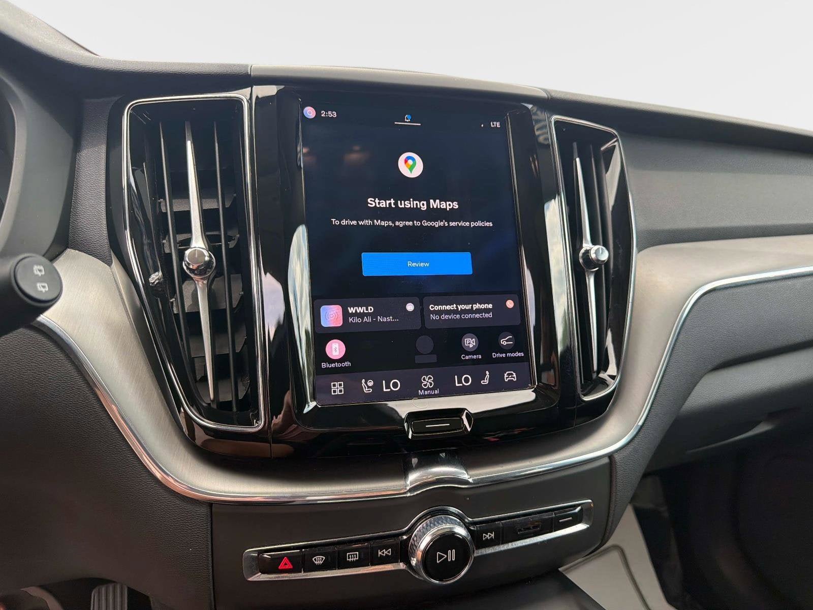 Certified 2025 Volvo XC60 B5 Core AWD/4WD image 21