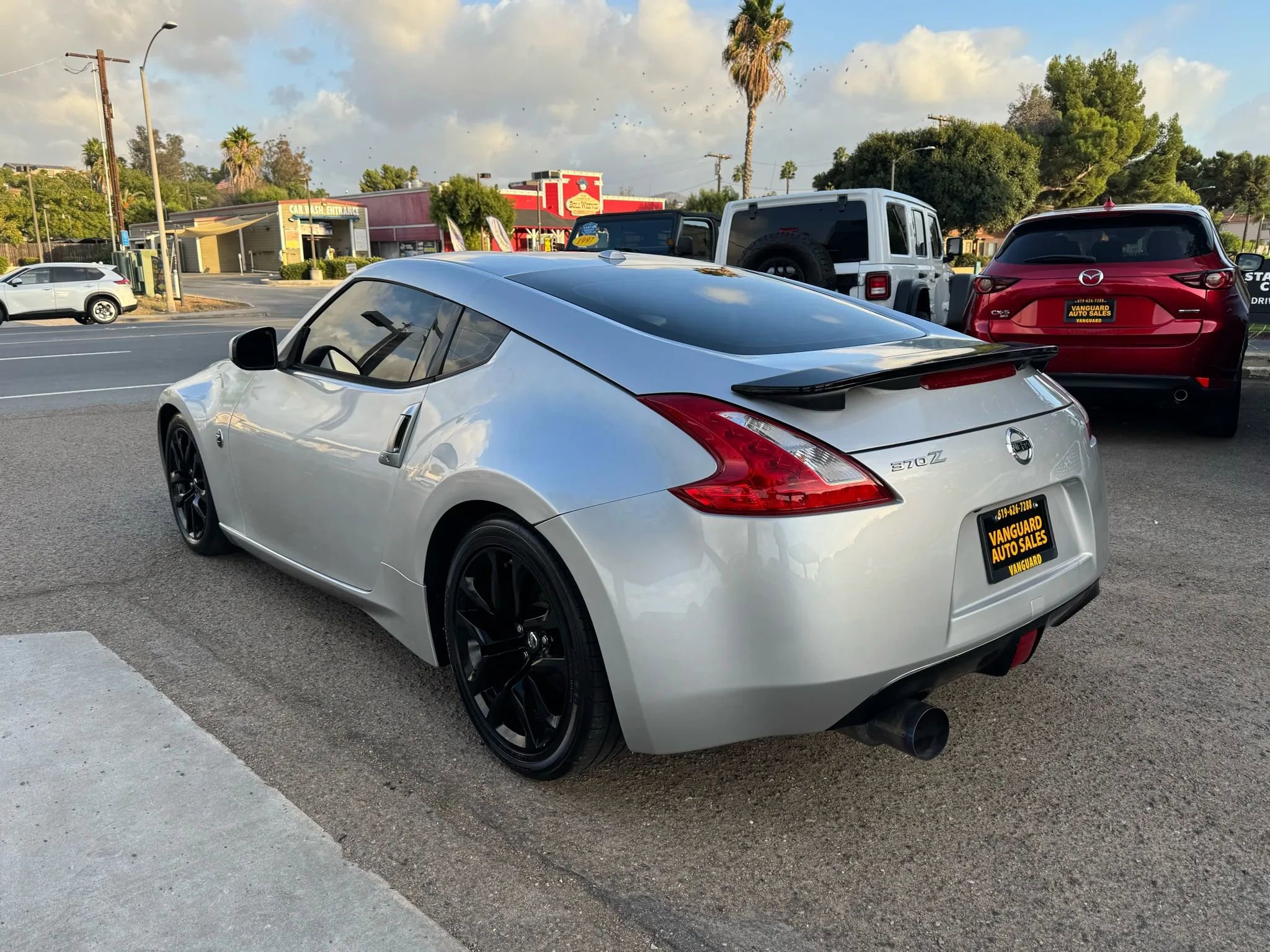 Used 2018 Nissan 370Z Touring image 23