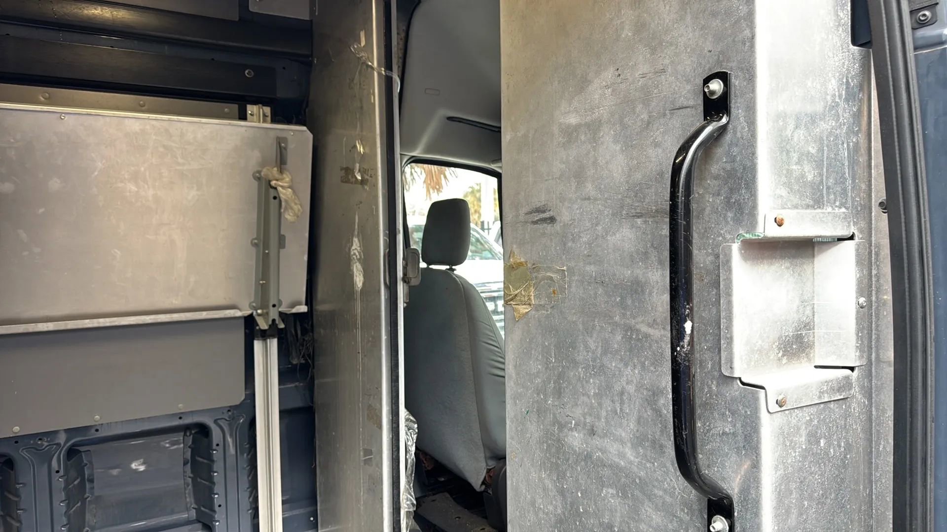 Used 2019 Ford Transit 250 148 High Roof Extended RWD image 15
