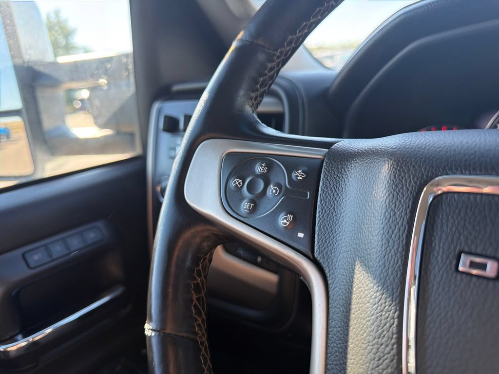 Used 2016 GMC Sierra 2500 Denali w/ Duramax Plus Package AWD/4WD image 6