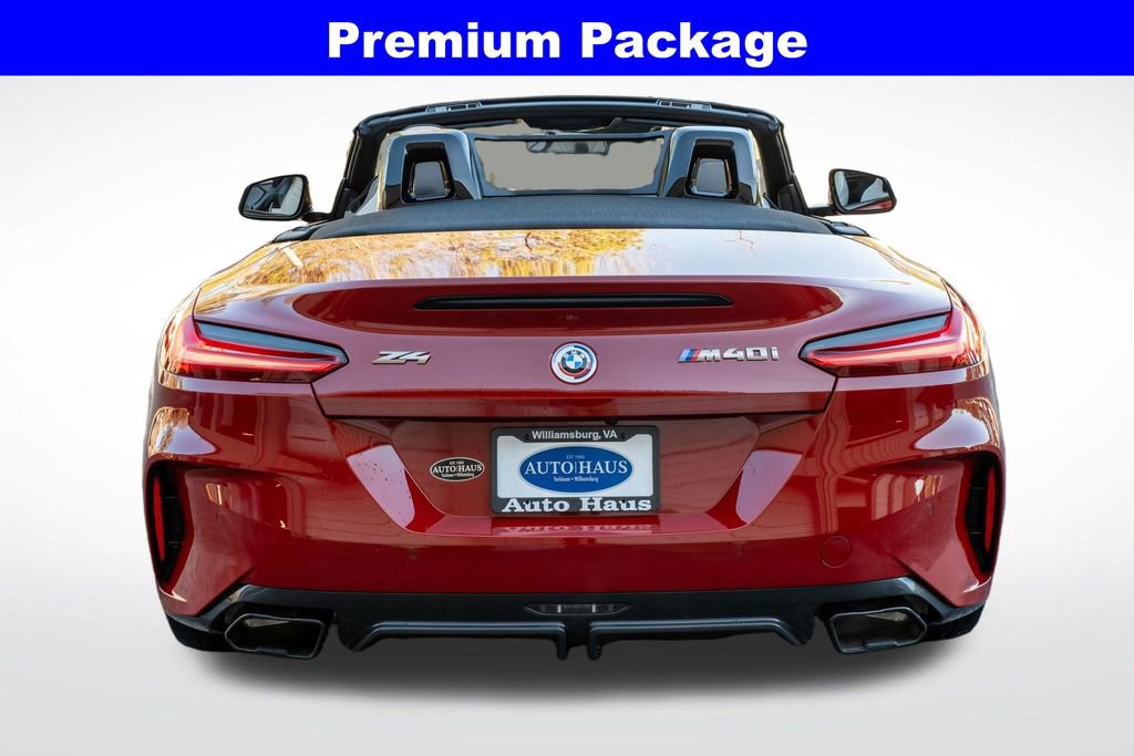 Used 2022 BMW Z4 M40i w/ Premium Package image 7