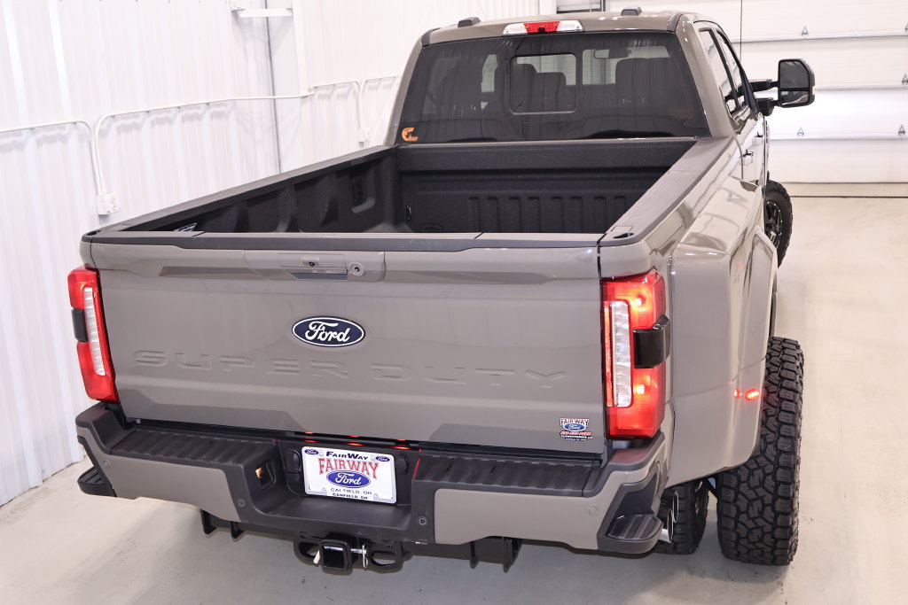 New 2027 Ford F350 Lariat w/ Lariat Ultimate Package AWD/4WD image 47