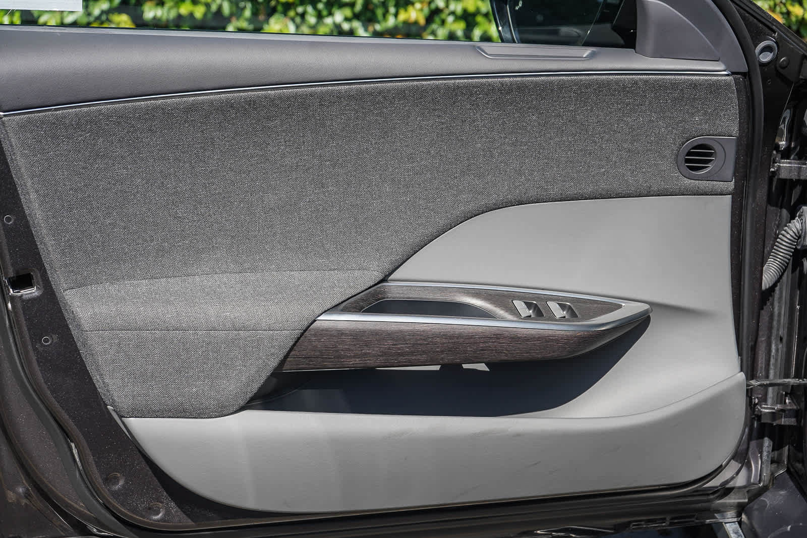 Used 2024 Lucid Air Touring AWD/4WD image 11