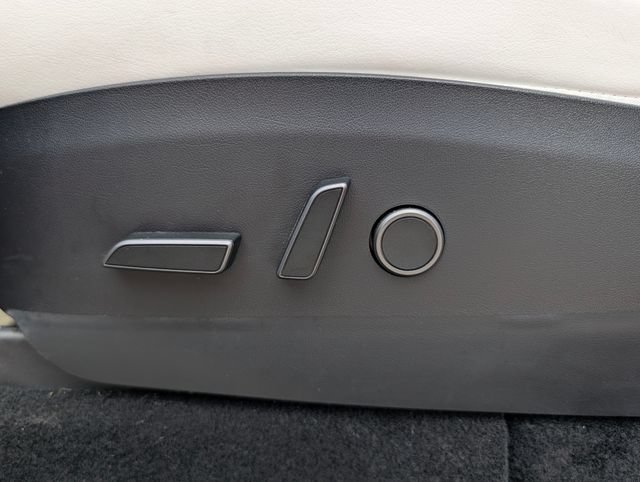 Used 2023 Tesla Model Y Long Range AWD/4WD image 16