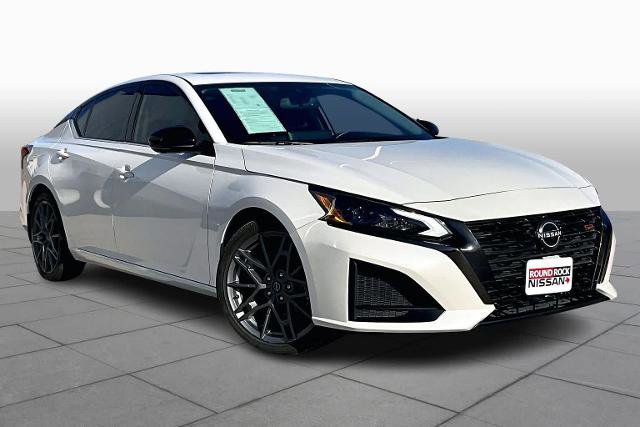 Certified 2023 Nissan Altima 2.0 SR image 3