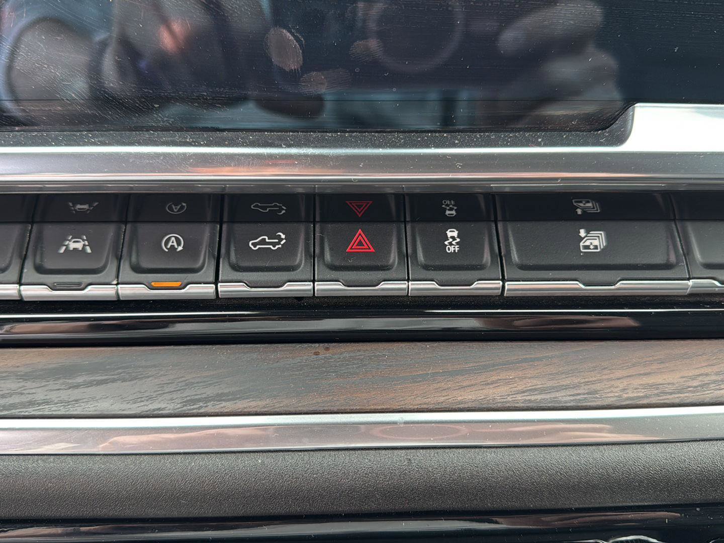 Used 2025 GMC Sierra 1500 SLT image 17