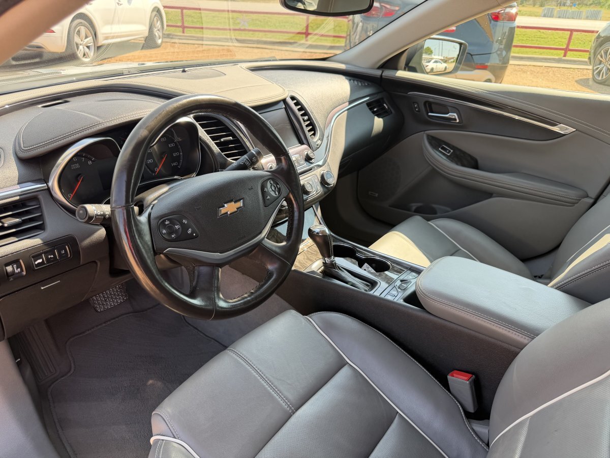 Used 2015 Chevrolet Impala LTZ FWD image 20