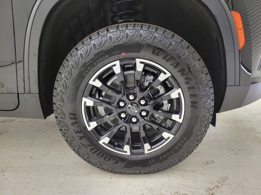 New 2026 Chevrolet Traverse Z71 w/ Driver Confidence Package image 23