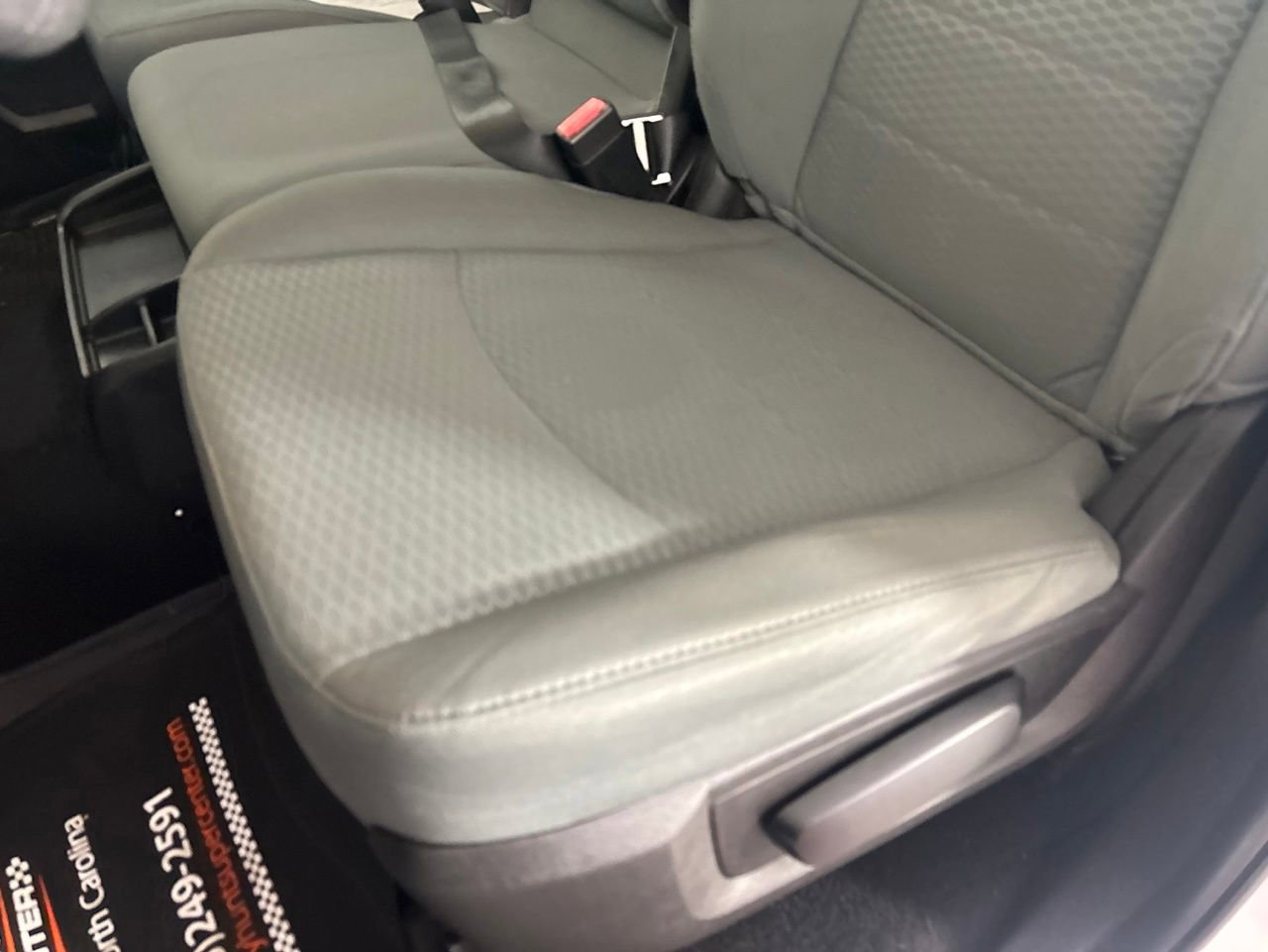 Used 2019 RAM 1500 Classic SLT RWD image 11