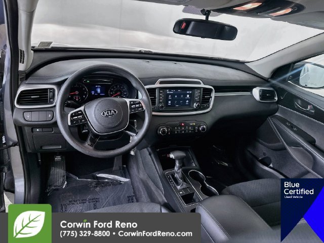 Used 2020 Kia Sorento FWD V6 image 25