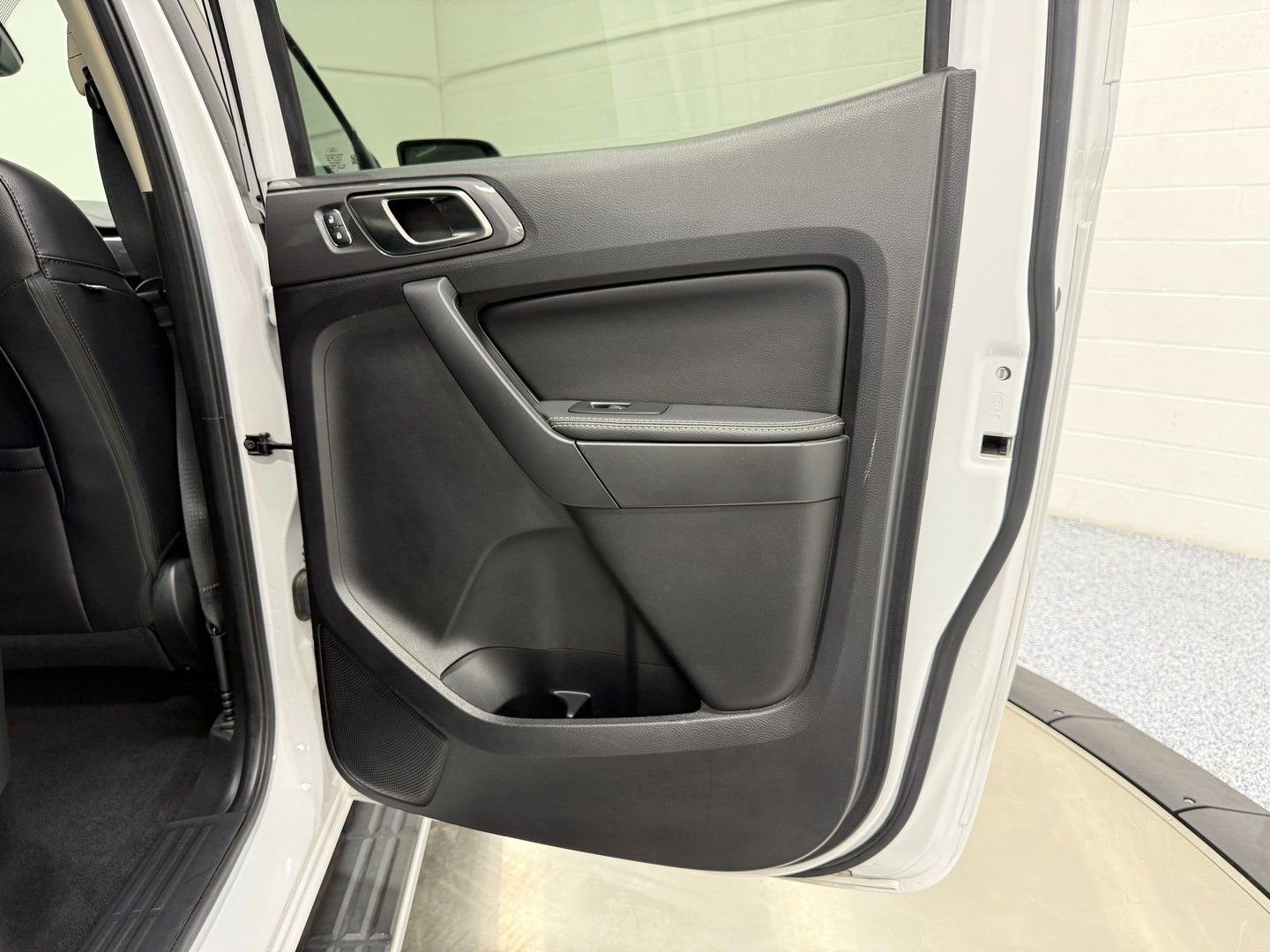 Used 2021 Ford Ranger Lariat w/ Trailer Tow Package image 32