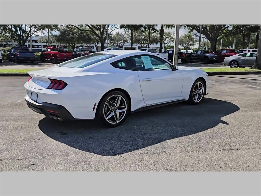 Used 2025 Ford Mustang Coupe image 31