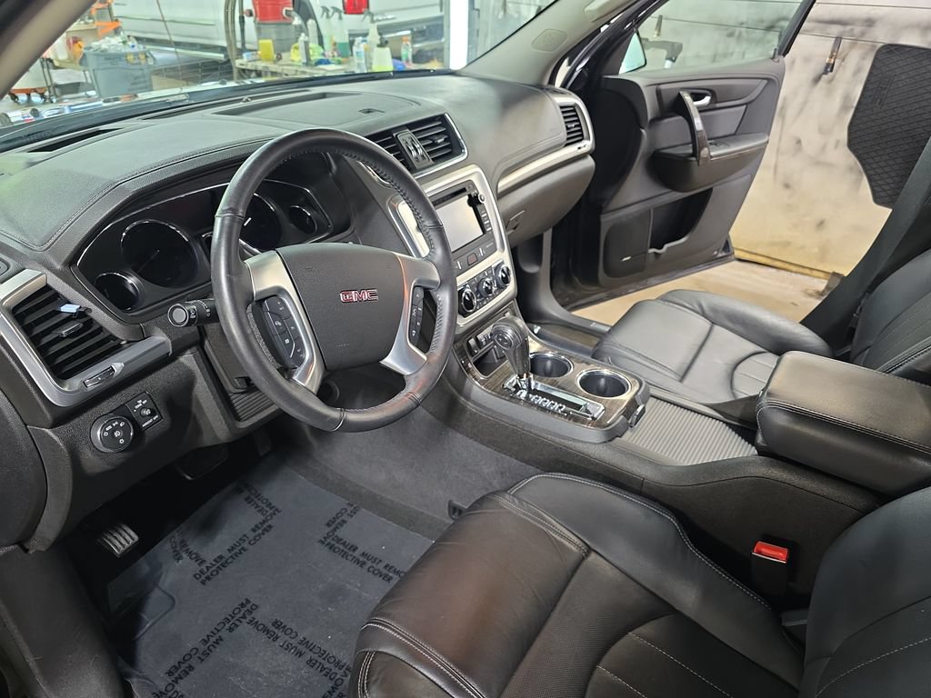Used 2017 GMC Acadia Limited SLT AWD/4WD image 18