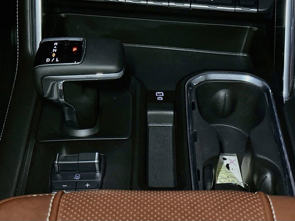 Used 2025 GMC Sierra 1500 Denali Ultimate image 34