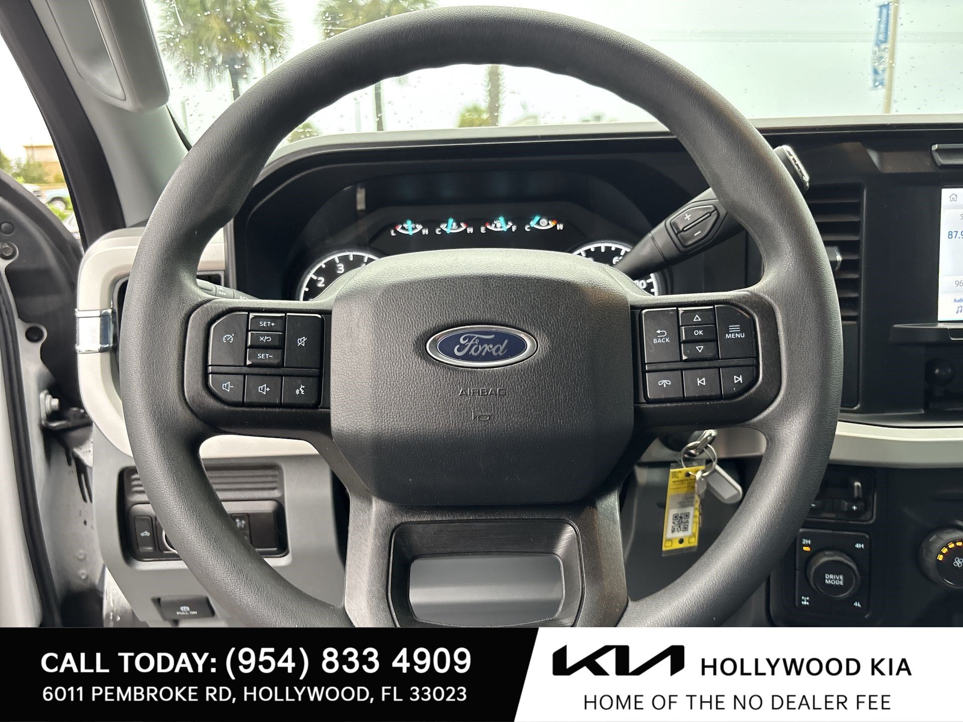 Used 2024 Ford F350 XL w/ STX Appearance Package AWD/4WD image 11