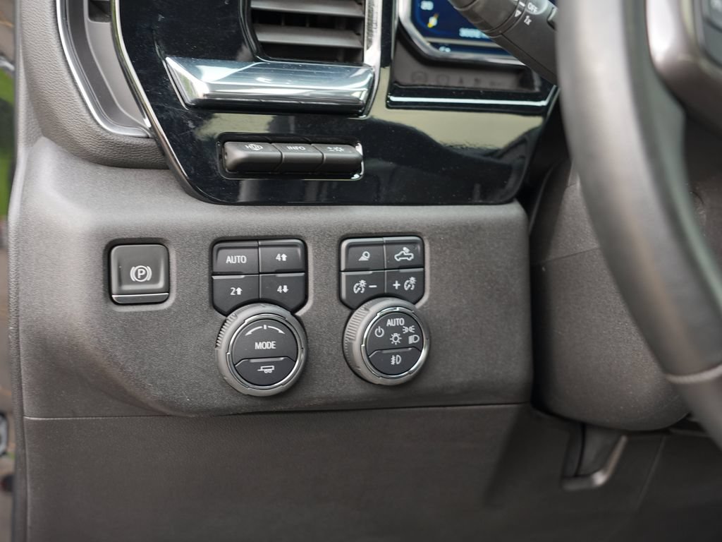 Certified 2024 Chevrolet Silverado 3500 High Country w/ High Country Premium Package AWD/4WD image 17