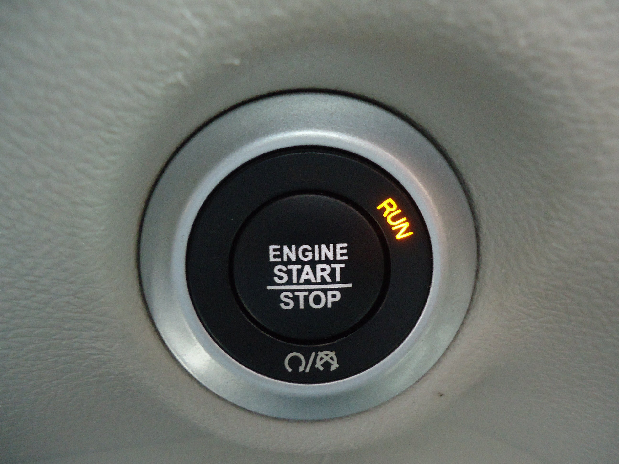 Used 2023 Chrysler Voyager LX FWD image 23
