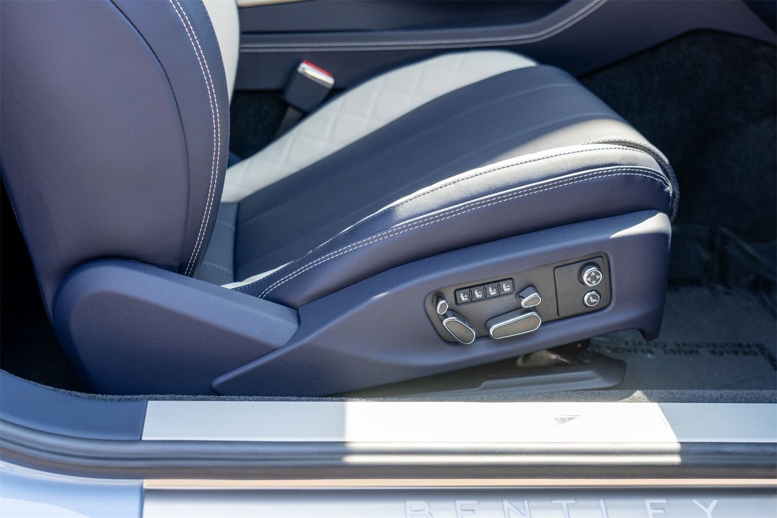 New 2024 Bentley Continental GT S image 31