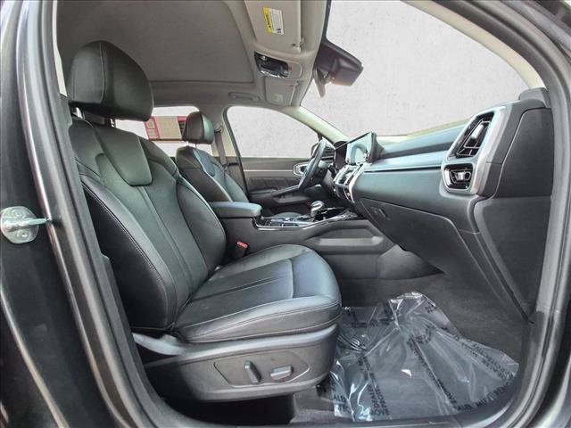 Used 2023 Kia Sorento SX FWD image 24