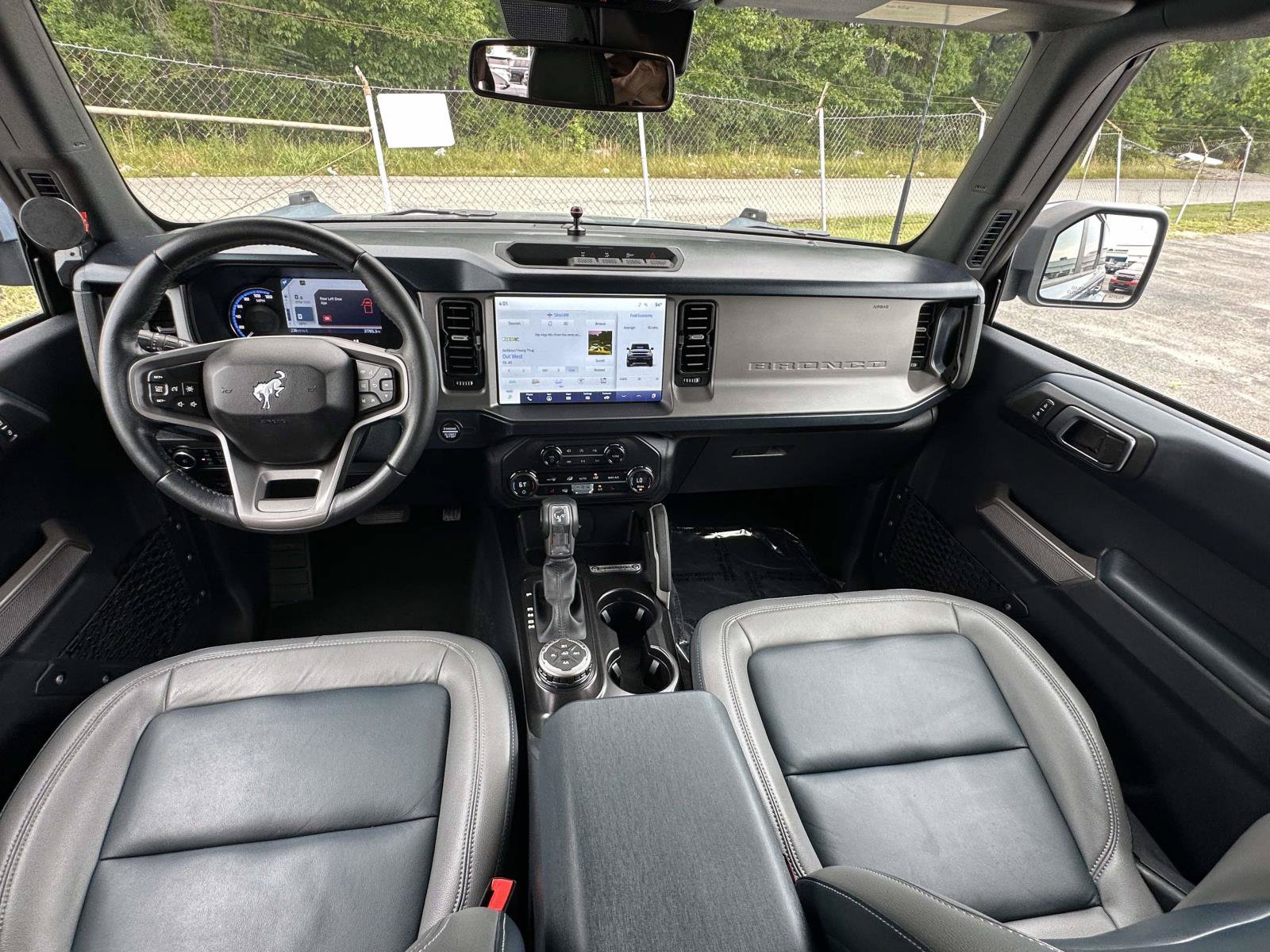 Certified 2023 Ford Bronco Outer Banks AWD/4WD image 7