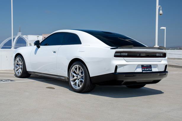Used 2024 Dodge Charger Daytona Scat Pack w/ Plus Group AWD/4WD image 5
