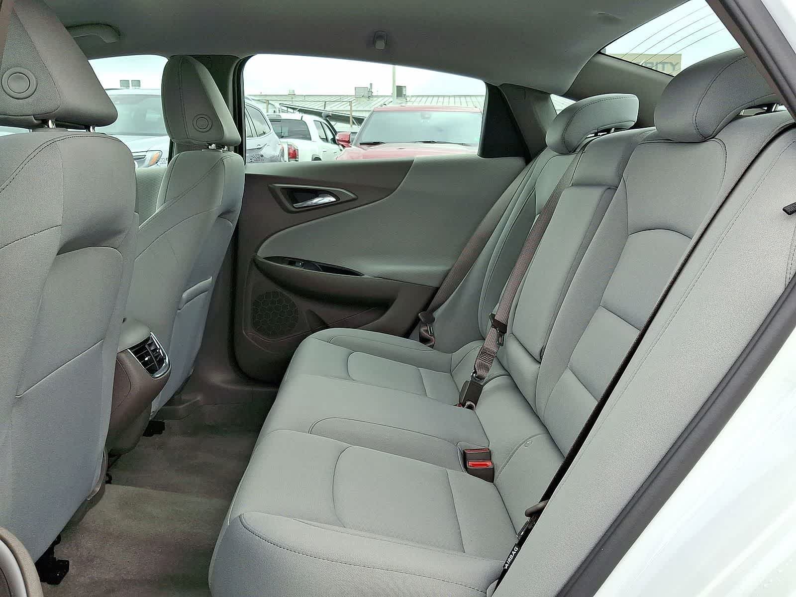 Used 2023 Chevrolet Malibu LT FWD image 29