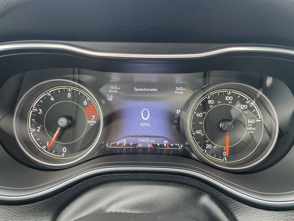 Used 2023 Jeep Cherokee Altitude Lux w/ Lux Elite Package image 15