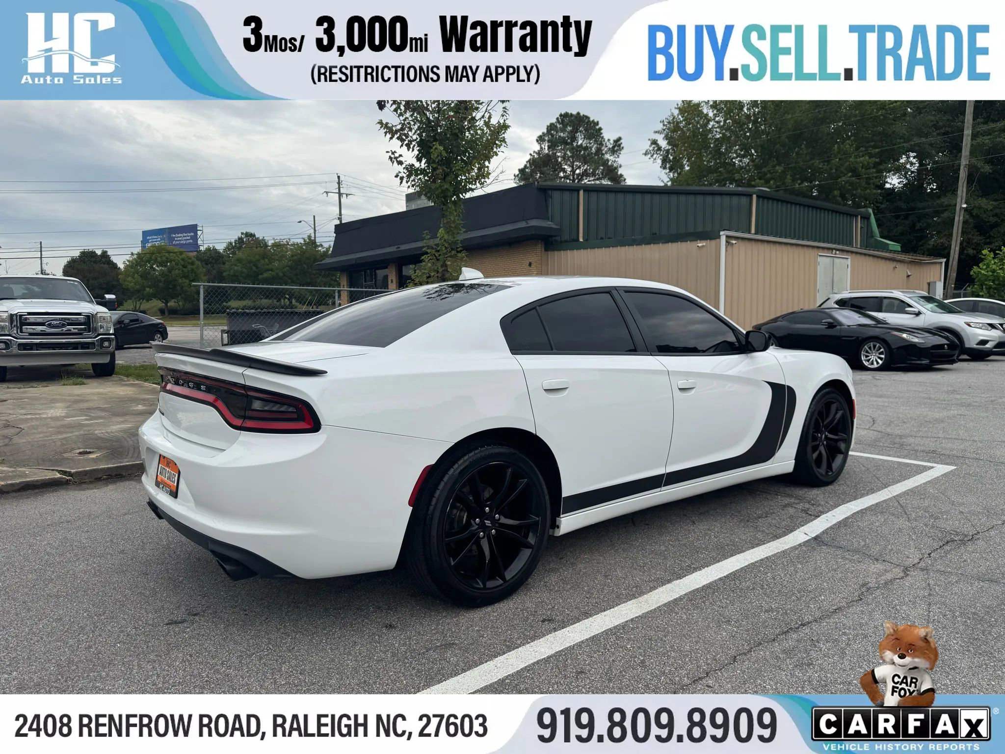 Used 2017 Dodge Charger SXT w/ Blacktop Package image 5