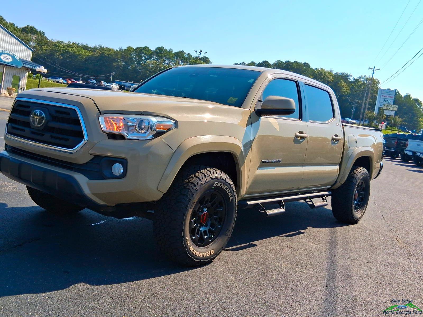 Used 2019 Toyota Tacoma SR5 RWD image 25