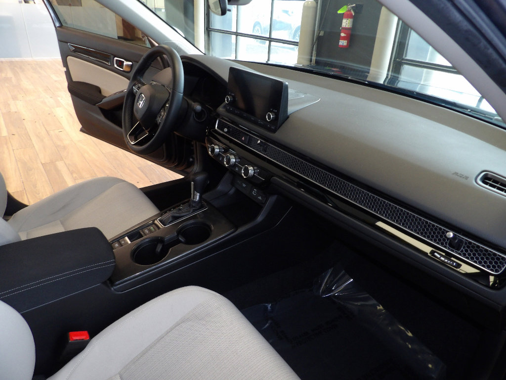 Used 2022 Honda Civic EX image 13