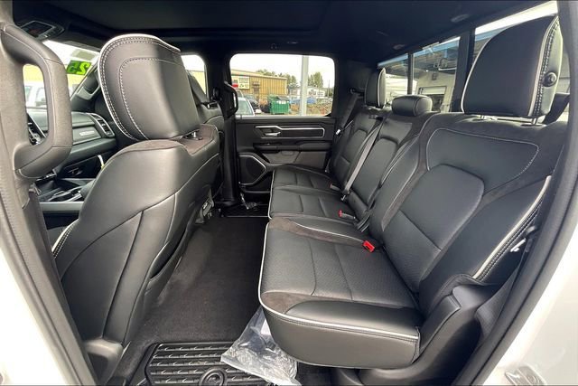 New 2026 RAM 1500 Laramie AWD/4WD image 10